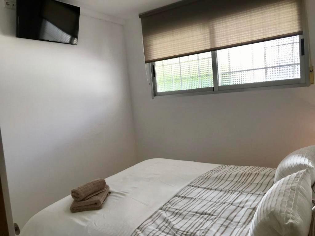 Los Fernandos, 1St Line Beachfront Poniente, 2 Bedroom Apartment Ocean Terrace Бенидорм Екстериор снимка